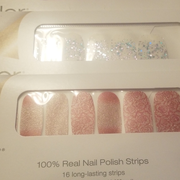 Color street nail bundle - Picture 3 of 4